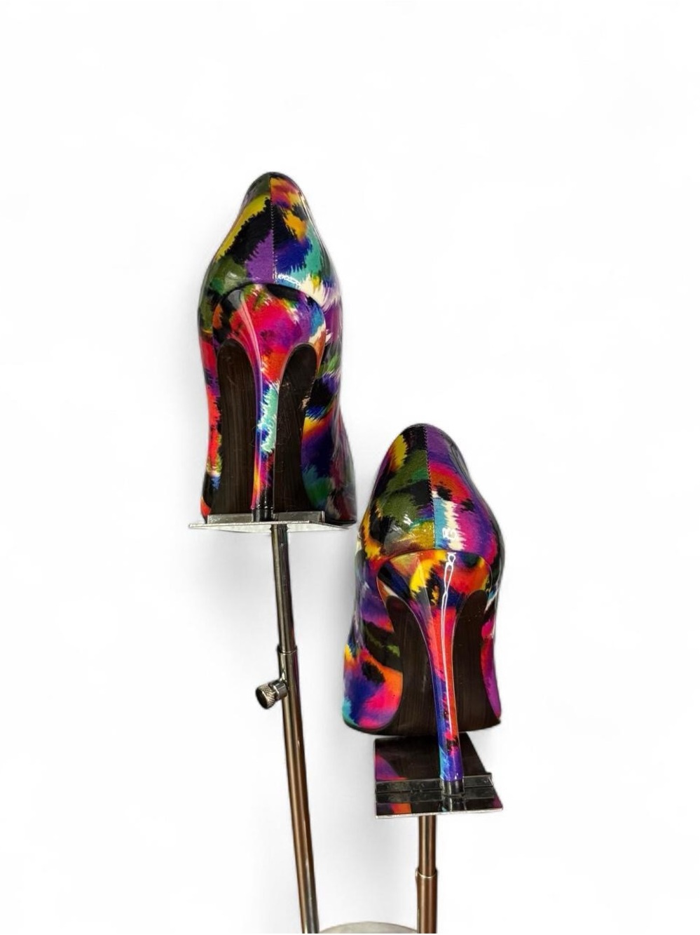 Stuart Weitzman Multicolor Ikat-Style Pointed Toe Pumps - Picture 4 of 5